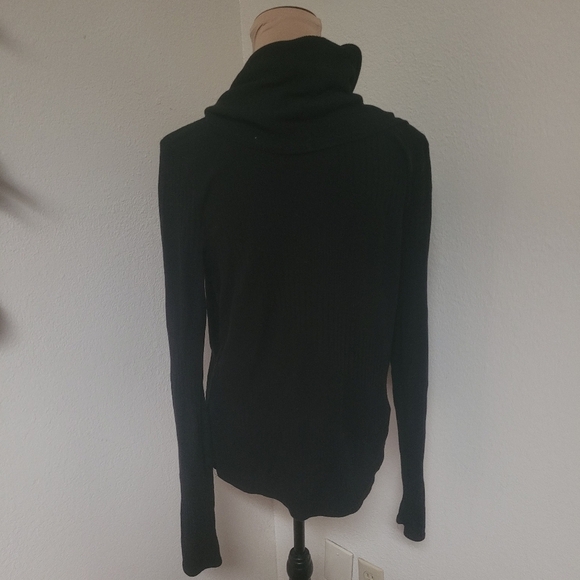 Fabletics Wrap Cardigan Black - Picture 5 of 5